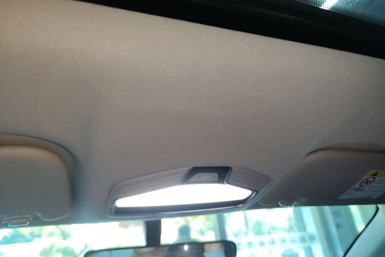 吉利汽车 帝豪 2022款 第4代 1.5L CVT尊贵型中控内饰22