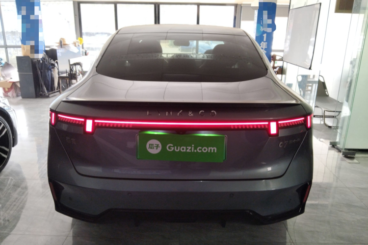 领克07 2024款 EM-P 126长续航 Ultra车身外观6