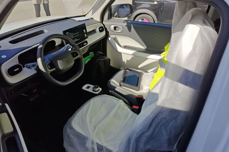 吉利银河 熊猫 2025款 210km 元气熊中控内饰20