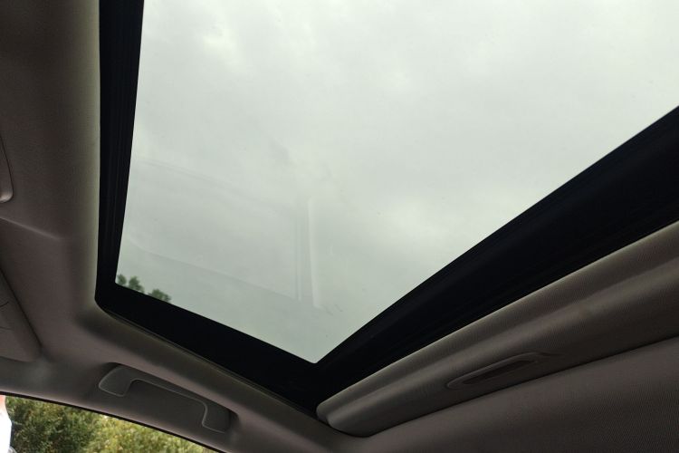 哈弗H6 2021款 运动版 1.5T 手动精英智联型 U型格栅局部细节22