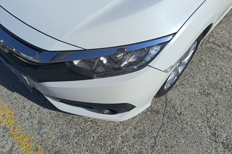 本田 思域 2016款 180TURBO CVT舒适版局部细节36