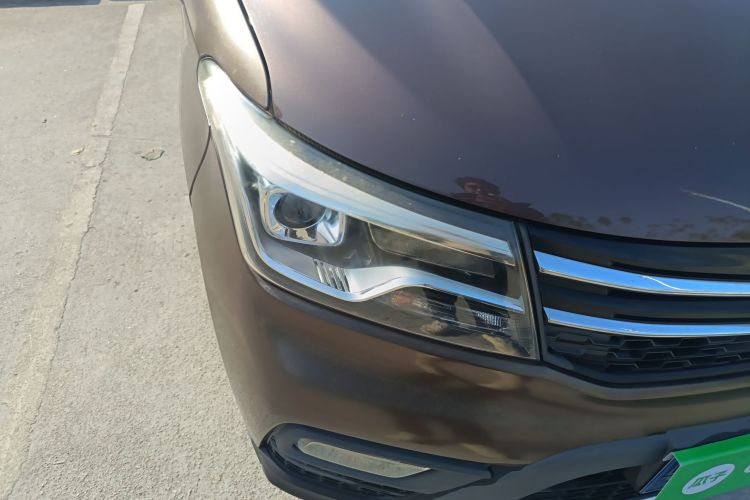 长安凯程 2017款 1.5L欧诺S舒适型EA15-AB车身外观8