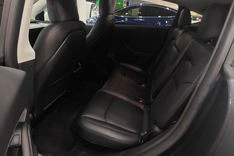 特斯拉 Model Y 2024款 后轮驱动版中控内饰21