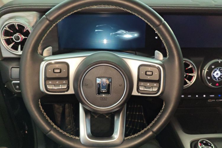 坦克300 2024款 2.0T 征服者中控内饰13