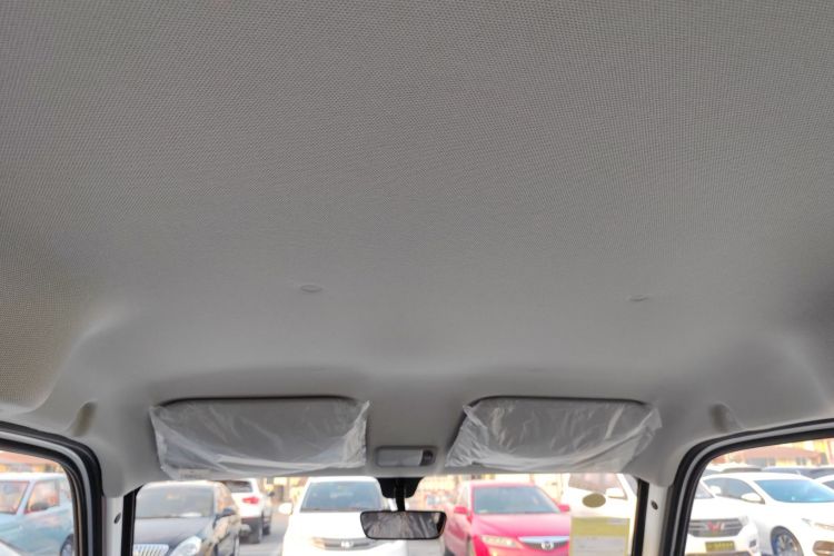 五菱汽车 五菱之光新能源 2025款 201km 标准型中控内饰22