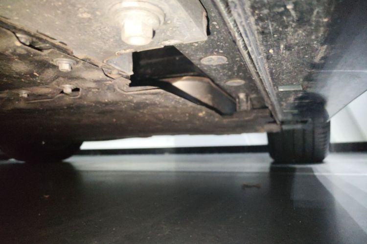 岚图汽车 岚图梦想家 2025款 PHEV 四驱旗舰鲲鹏版局部细节9002