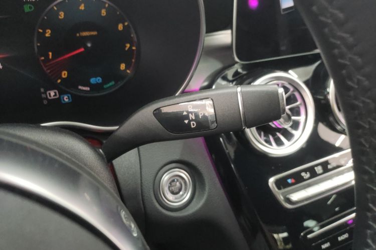 奔驰C级 2021款 C 260 星耀臻藏版中控内饰18