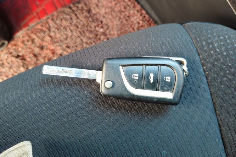 丰田 卡罗拉 2014款 1.6L CVT GL中控内饰11