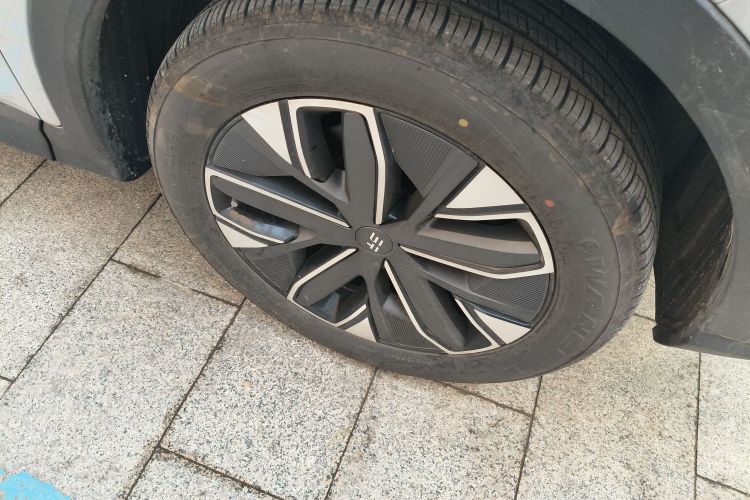 捷途山海L7 2024款 1.5T 120km MAX+ 5座车身外观10