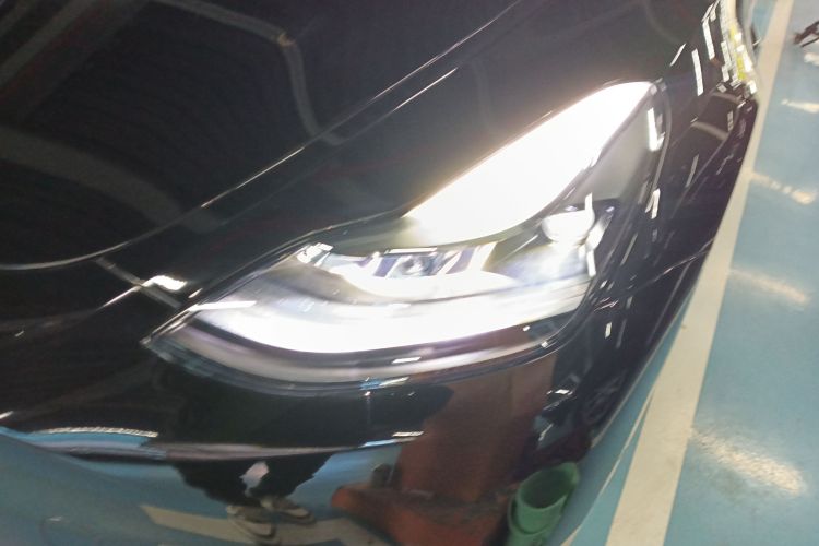 特斯拉 Model Y 2022款 后轮驱动版局部细节36