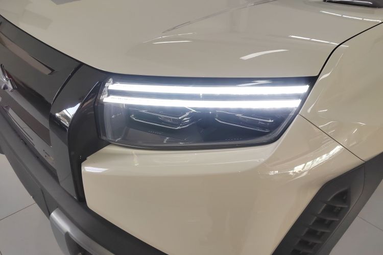 方程豹 钛3 2025款 501KM 四驱智驾Max版局部细节36