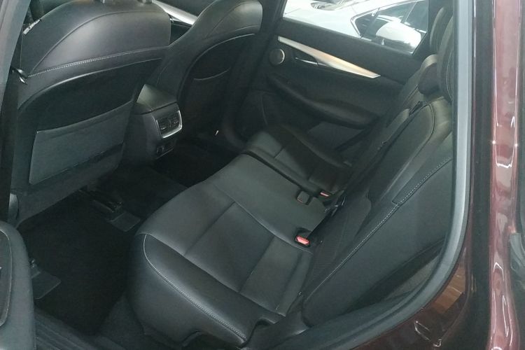 英菲尼迪QX50 2018款 2.0T 四驱菁英版中控内饰21