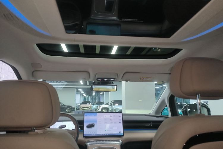 小鹏X9 2025款 650长续航 Max中控内饰22