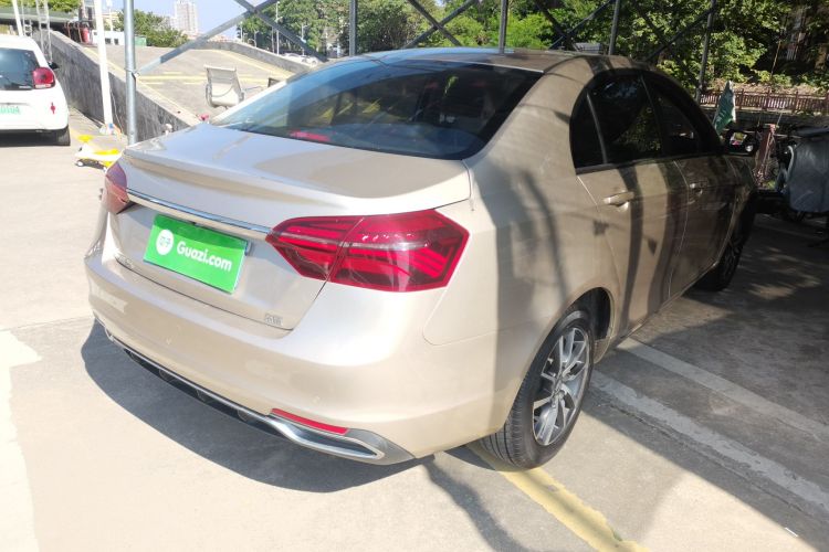 吉利汽车 帝豪 2019款 领军版 1.5L CVT向上互联型 国VI车身外观7