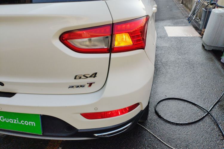 广汽传祺 传祺GS4 2016款 235T 手动豪华版车身外观9