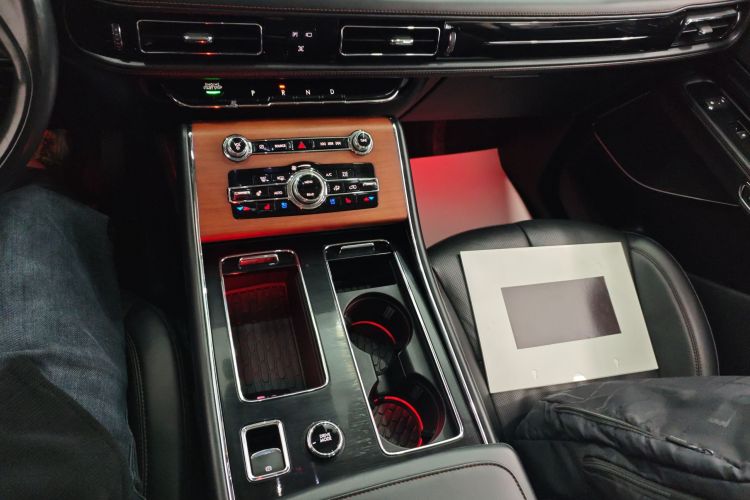 林肯 飞行家 2022款 3.0T V6 四驱尊享版中控内饰18