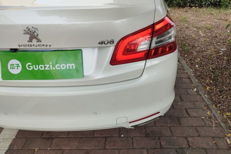 标致408 2016款 1.6T 自动豪华版车身外观9