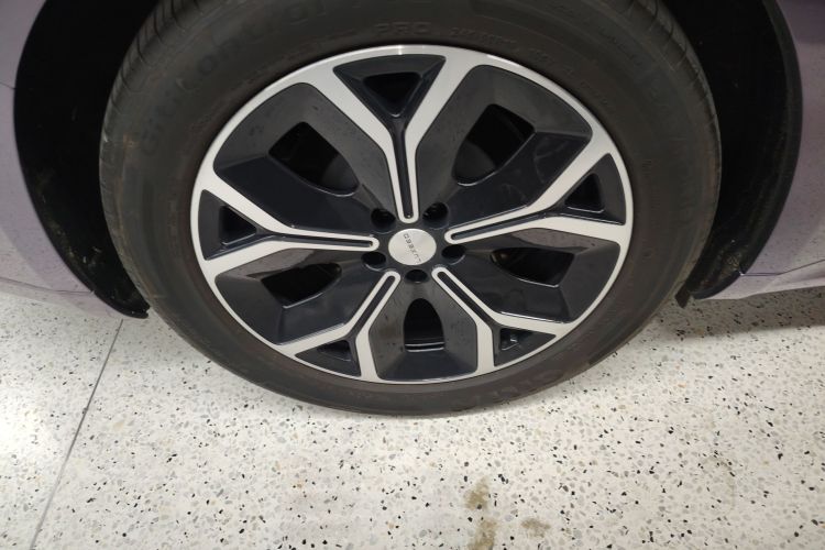 鸿蒙智行 智界S7 2024款 Pro 后驱长航版车身外观6008