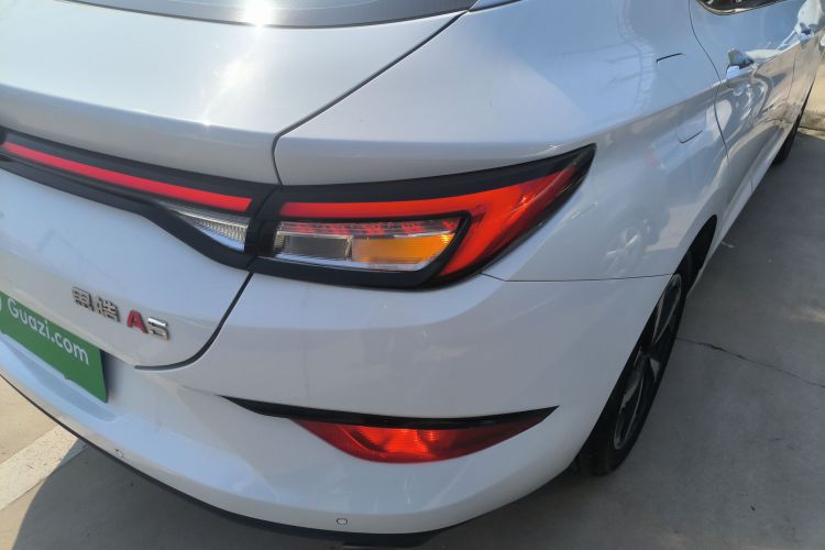 思皓A5 2022款 1.5T CVT青春版车身外观6006