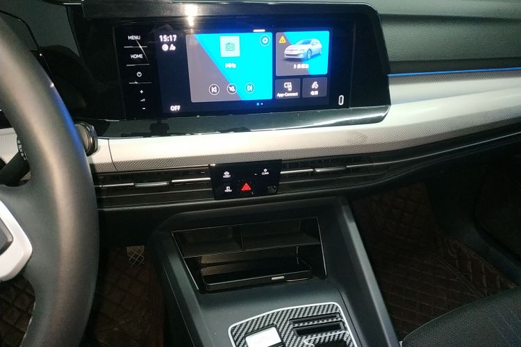 大众 高尔夫 2023款 200TSI DSG Pro中控内饰16