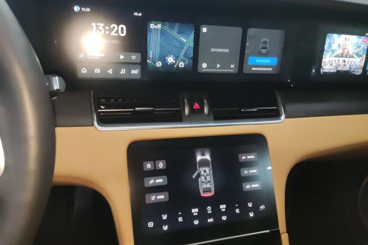 理想汽车 理想ONE 2020款 增程6座版中控内饰16