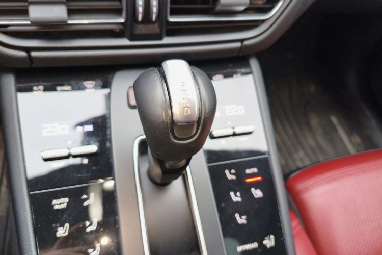 保时捷 2023款 Macan 2.0T局部细节18