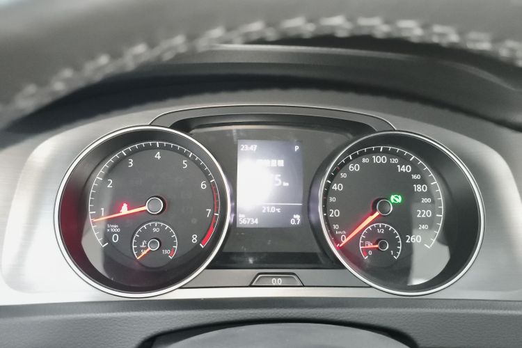 大众 高尔夫 2016款 230TSI 自动舒适型中控内饰14