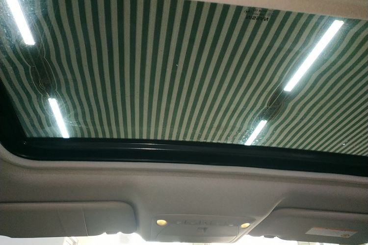 日产 轩逸 2014款 1.6XV CVT尊享版中控内饰22