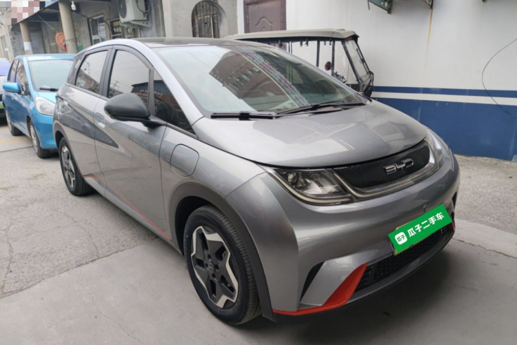 比亚迪 海豚 2021款 405km 时尚版车身外观3