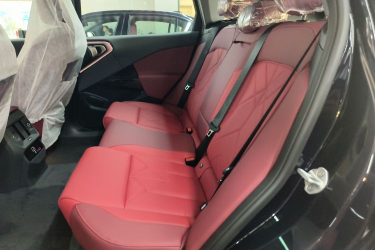 宝马X3 2025款 xDrive30L 领先型 M运动套装中控内饰21