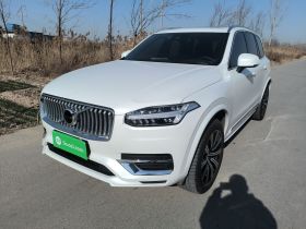 沃尔沃XC90 2024款 B5 智行豪华版 5座