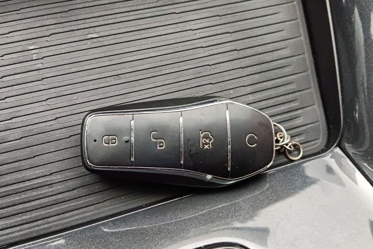 比亚迪e2 2023款 舒适型中控内饰7001