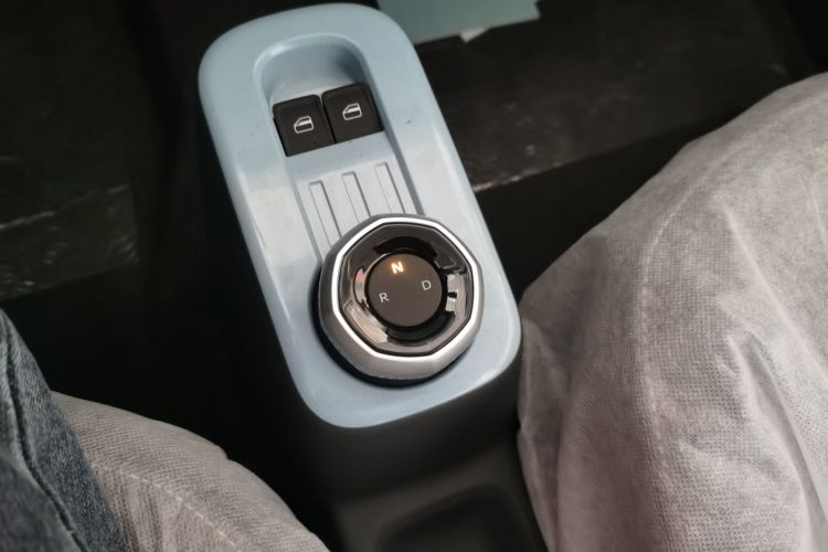 吉利银河 2024款 熊猫mini 200km 耐力熊局部细节18