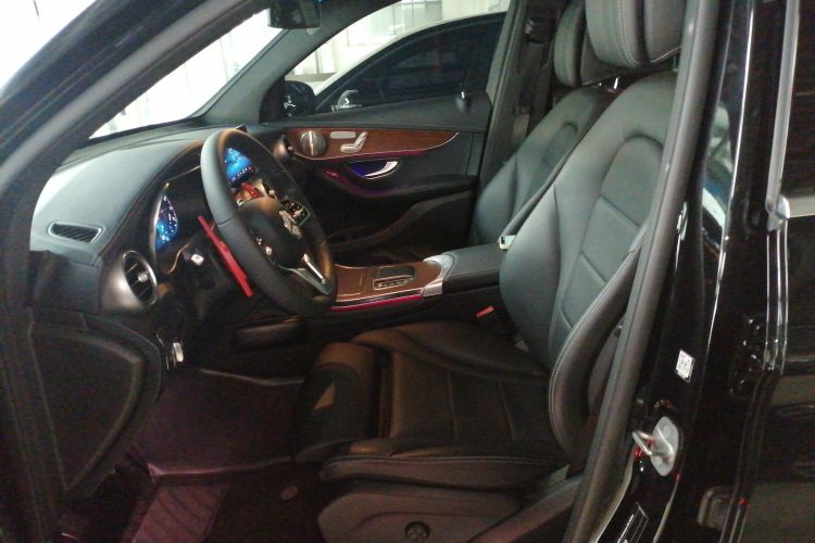 奔驰GLC 2021款 GLC 300 L 4MATIC 动感型中控内饰19