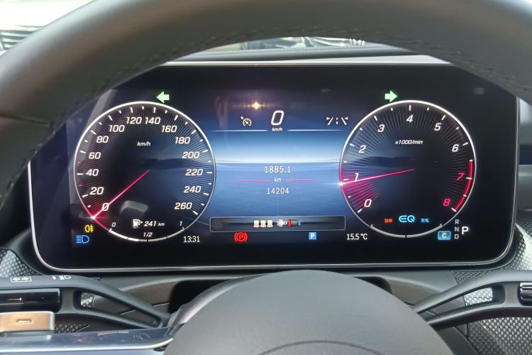 奔驰C级 2022款 改款 C 260 L 运动版局部细节14