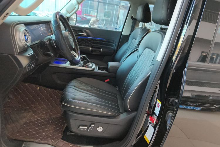 坦克300 2021款 越野版 2.0T 挑战者中控内饰19