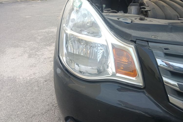 日产 轩逸 2016款 经典 1.6XE 手动舒适版车身外观8