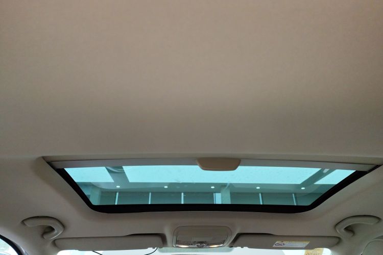 斯柯达 明锐 2015款 1.6L 自动逸俊版中控内饰22