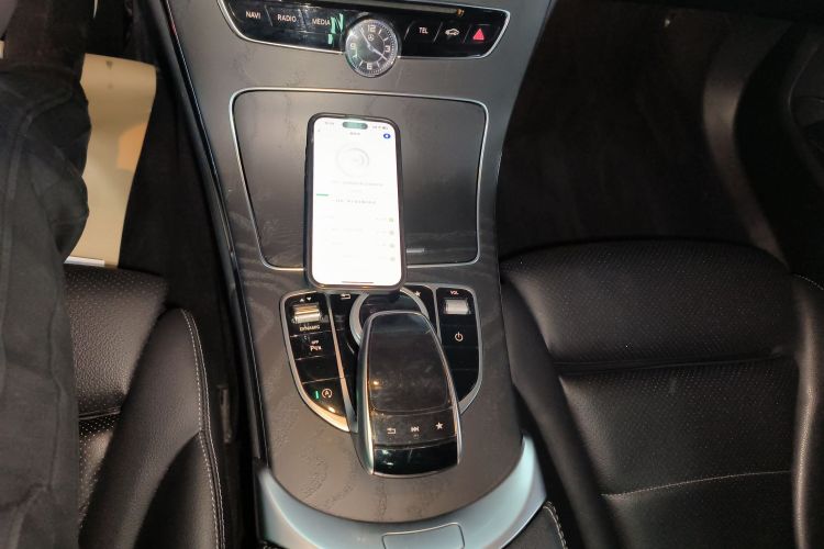 奔驰C级 2018款 C 200 L 运动版 成就特别版局部细节18