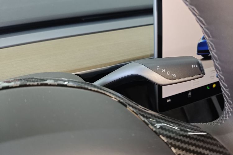 特斯拉 Model Y 2022款 长续航全轮驱动版局部细节18