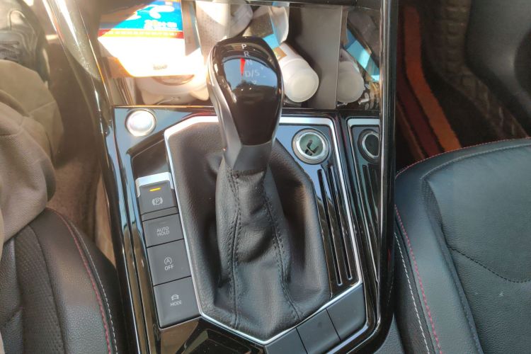 大众 探岳 2020款 330TSI 两驱豪华智联版中控内饰18