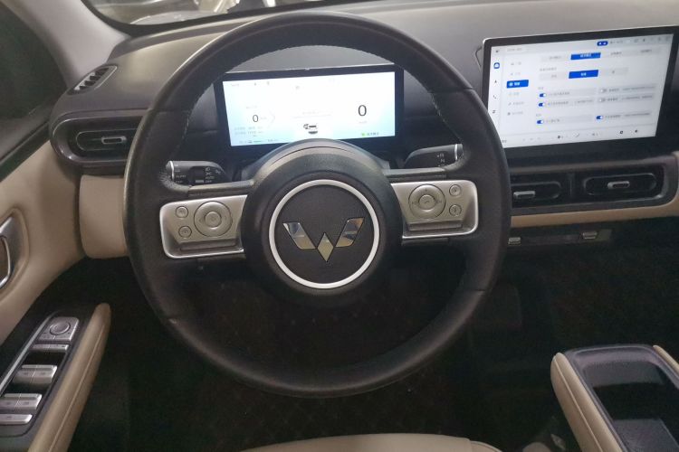 五菱汽车 五菱缤果PLUS 2024款 510km 旗舰版 四座版中控内饰13