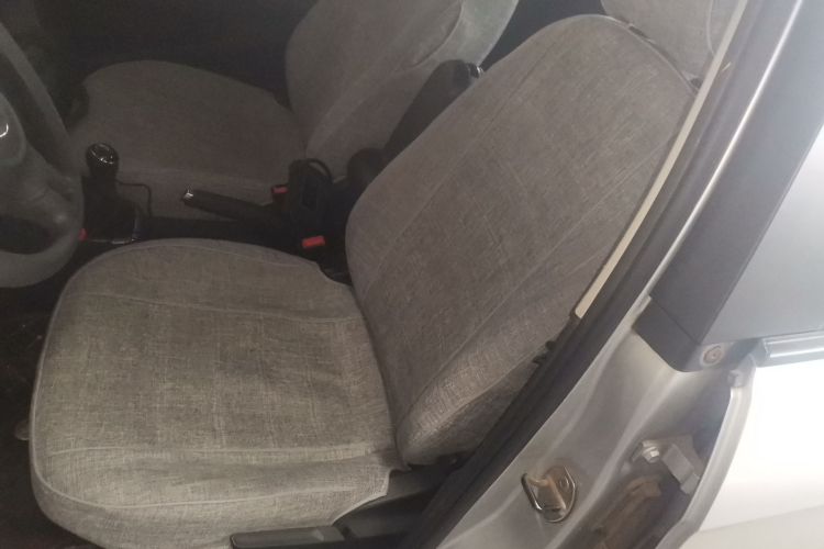 大众 捷达 2013款 1.6L 手动舒适型局部细节19