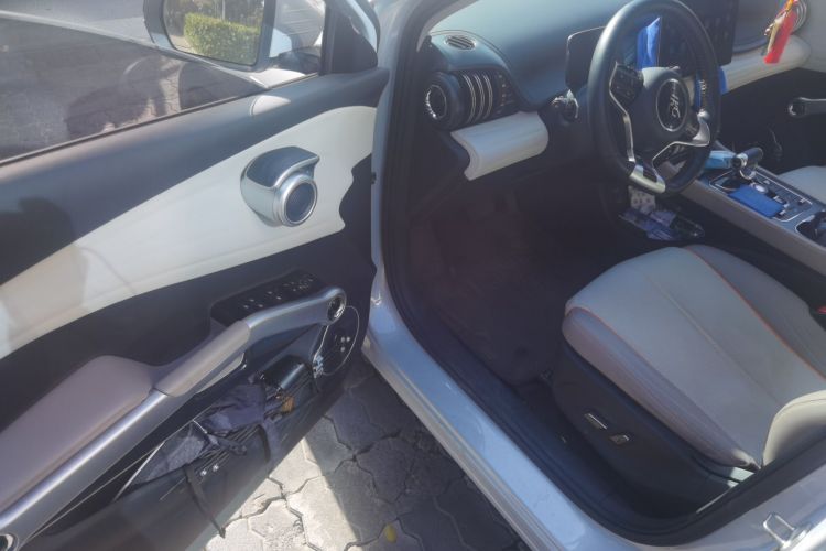 比亚迪 元PLUS 2024款 荣耀版 430KM 领先型中控内饰20