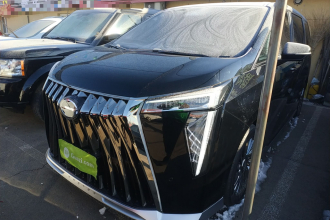 广汽传祺 传祺M8 2023款 宗师系列 400T 旗舰版