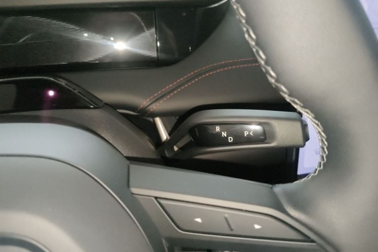 小米汽车 小米SU7 2024款 后驱超长续航高阶智驾Pro版中控内饰18