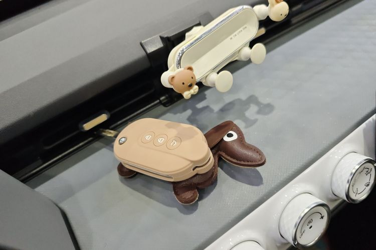 五菱汽车 宏光MINIEV 2022款 GAMEBOY 200km 玩咖款 磷酸铁锂中控内饰7001