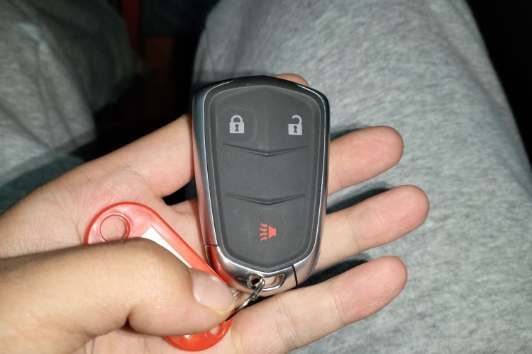 凯迪拉克XT4 2021款 28T 两驱技术型中控内饰7001