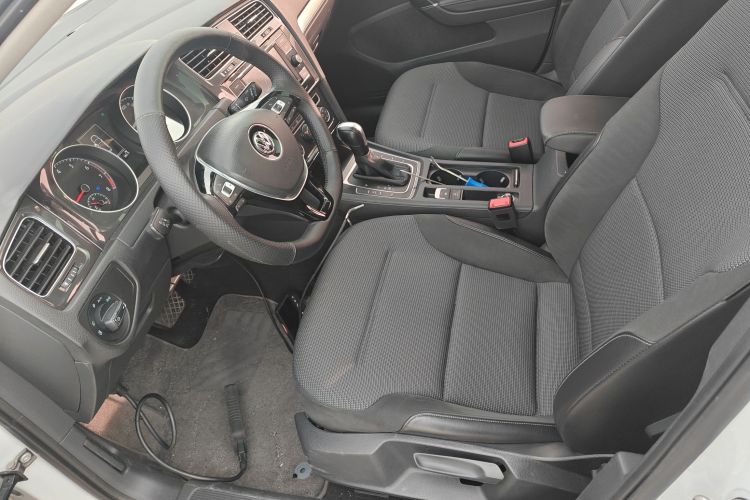 大众 高尔夫 2018款 230TSI 自动舒适型局部细节19