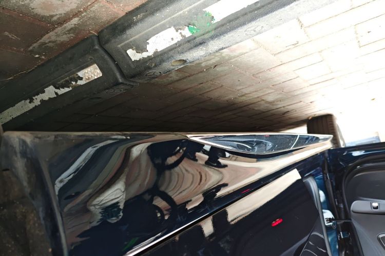 奔驰C级 2025款 改款 C 260 L 运动版局部细节9002